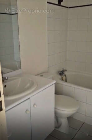 Talence T2 de 37.42 m2 1 chambre avec balcon et place de parking au 1er étage d'une résidence avec ascenseur d - photo 8