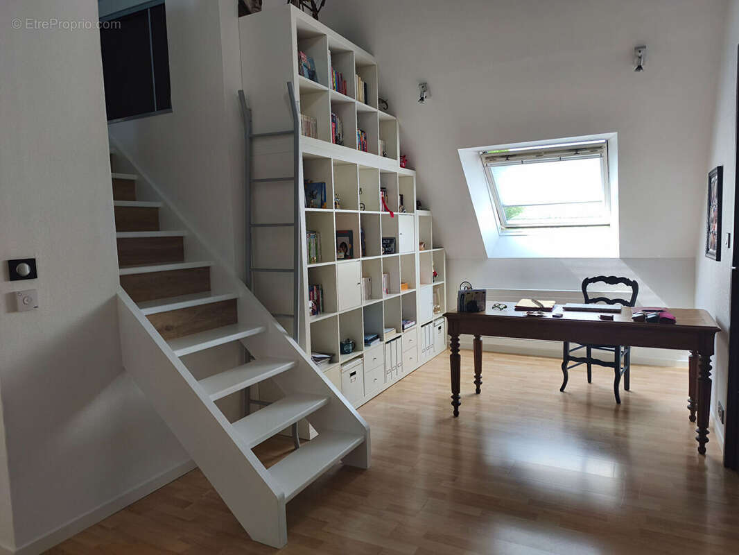 Maison Crevin 6 pièce(s) 155 m2 - photo 9