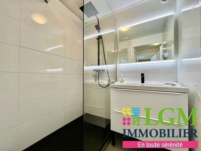 Appartement à LATTES