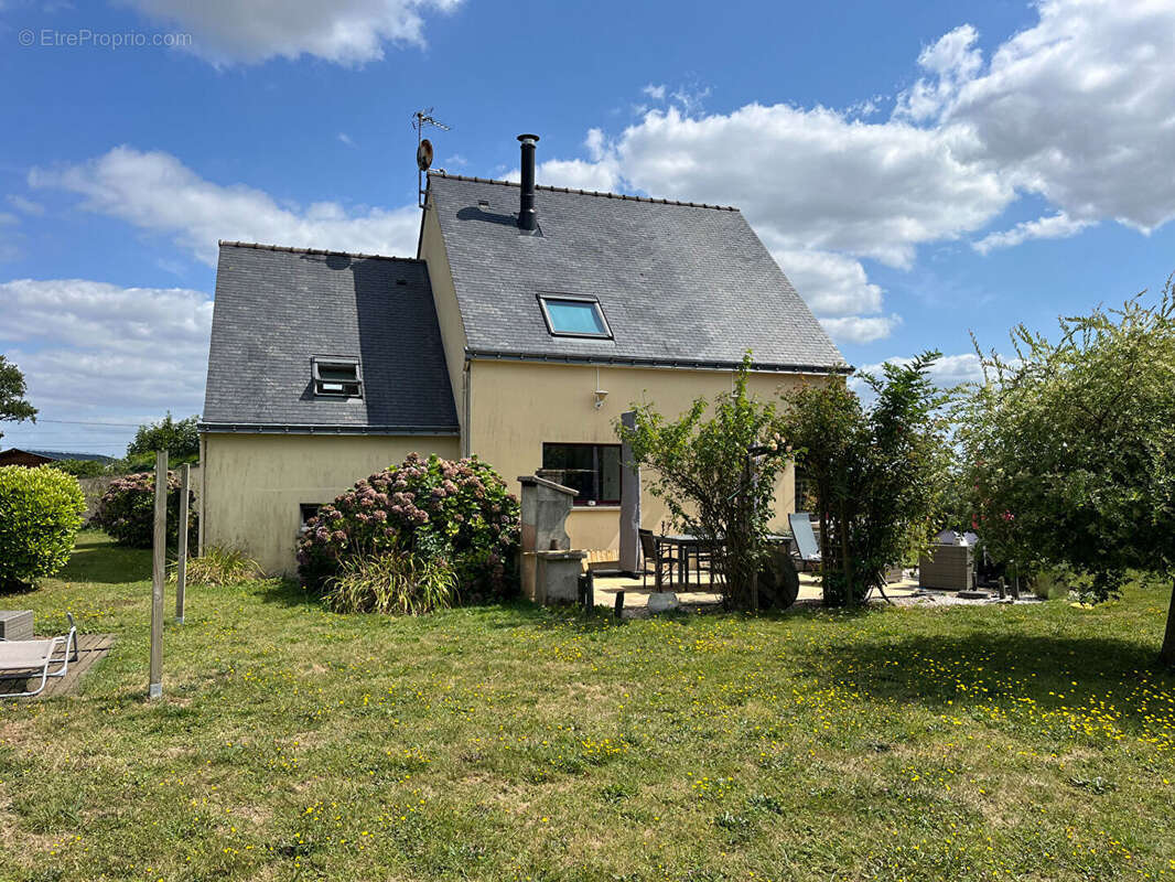 Maison à GUENIN
