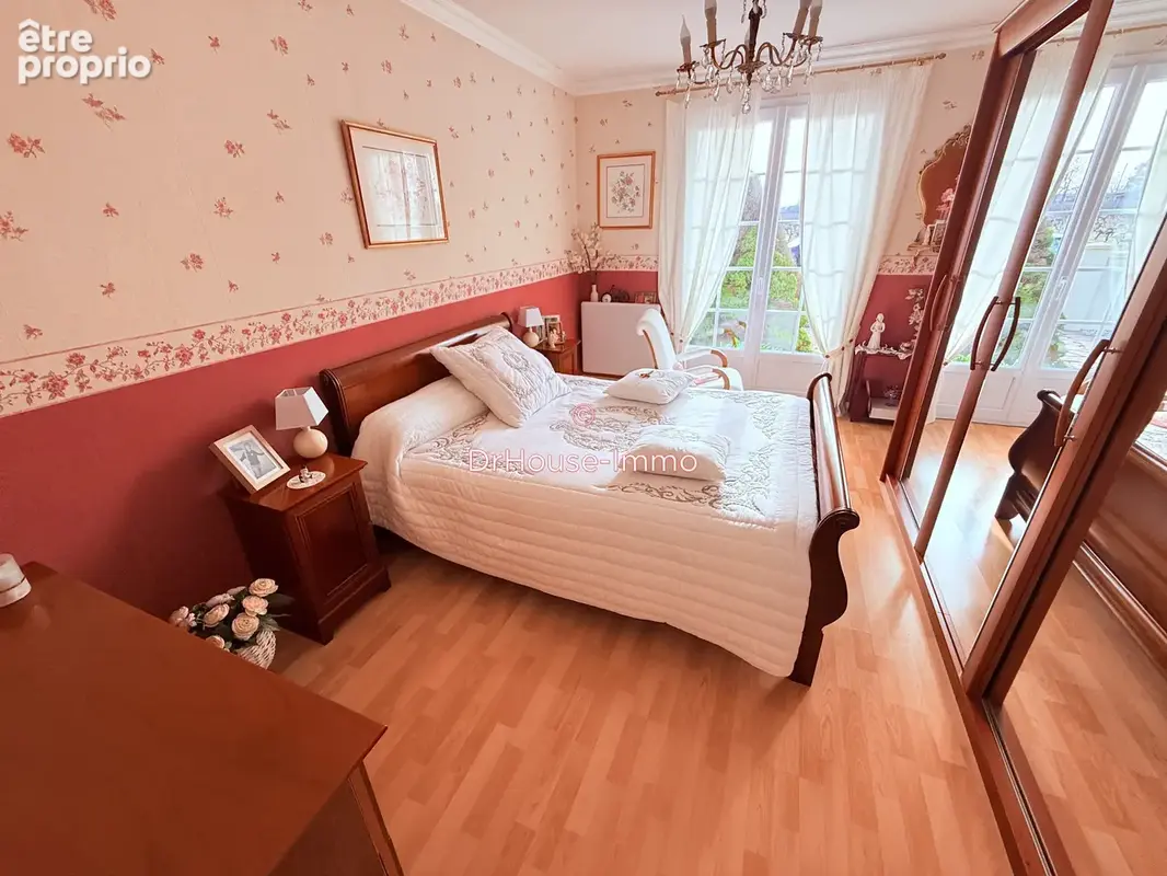 Maison 6 pièces 133 m² à vendre à Lesparre-Medoc (33340) - photo 8