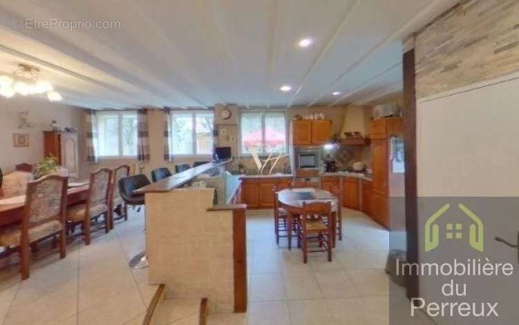 Maison à NEUILLY-PLAISANCE