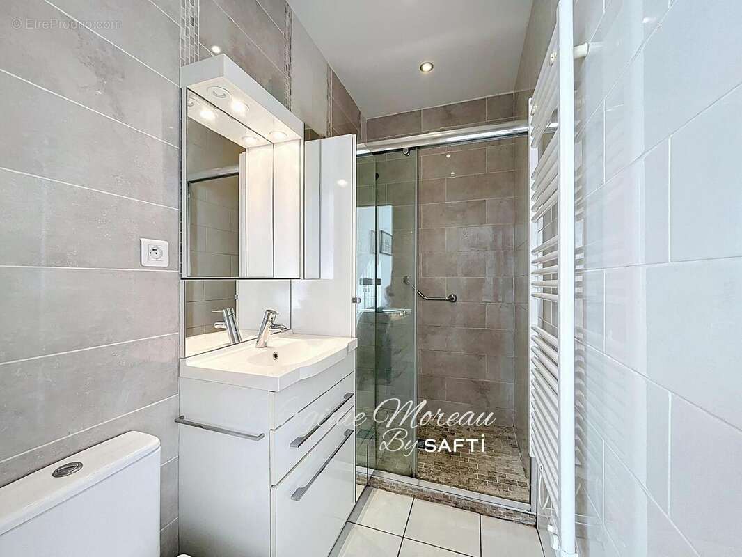 Photo 9 - Appartement à ISSY-LES-MOULINEAUX