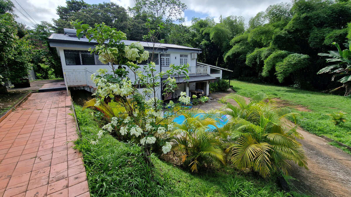 Maison à FORT-DE-FRANCE