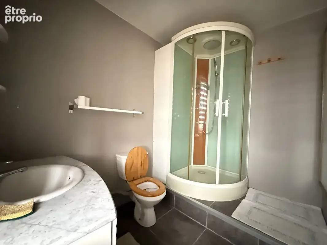 Immeuble situé sur l'axe Le Neubourg- Evreux - photo 3