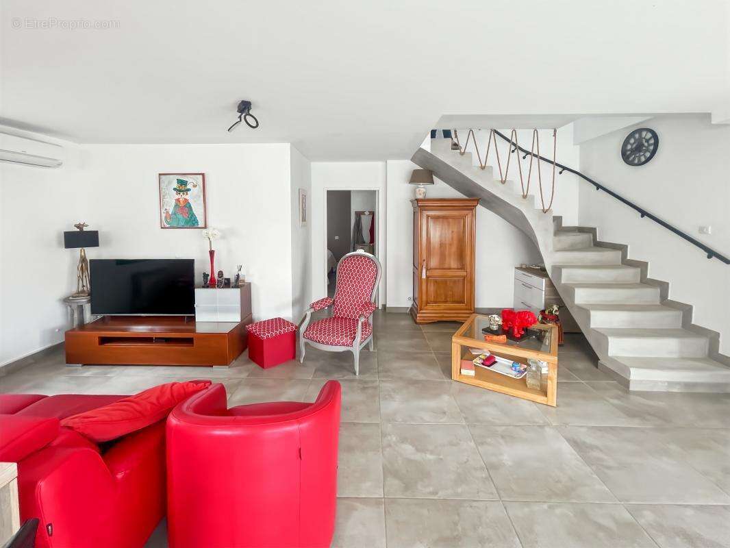 Maison à SERIGNAN