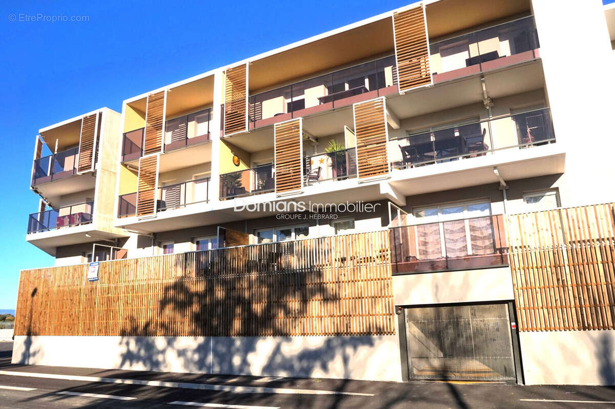 Appartement 61 m² à Saint-Cyprien  - photo 8