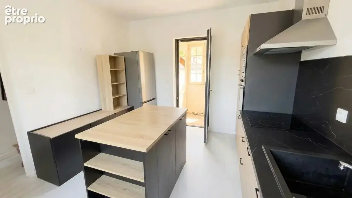 Maison t5 à vendre - rénovée - avec 3 chambres à saint-germa - photo 11