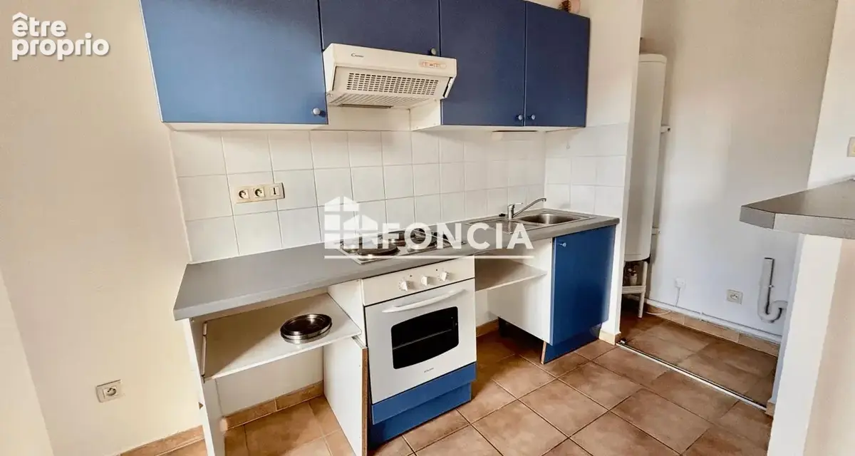  à vendre – bel appartement t3 avec terrasse et 2 parkings – narbonne - photo 3