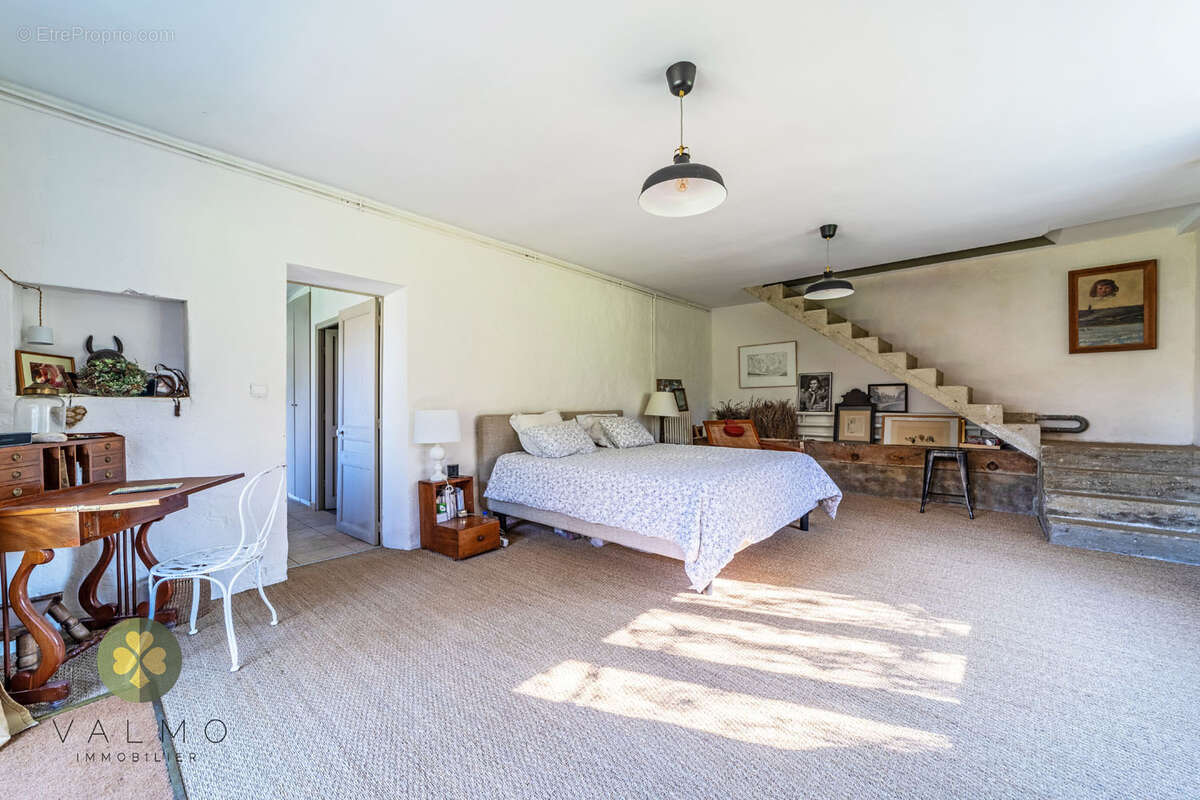 Maison à MONTFORT-L'AMAURY