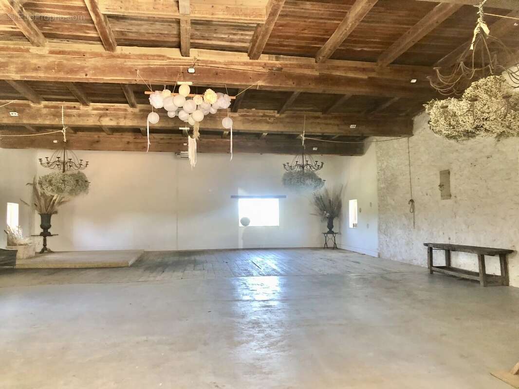 Maison à SAINT-ANDRE-DE-ROQUELONGUE