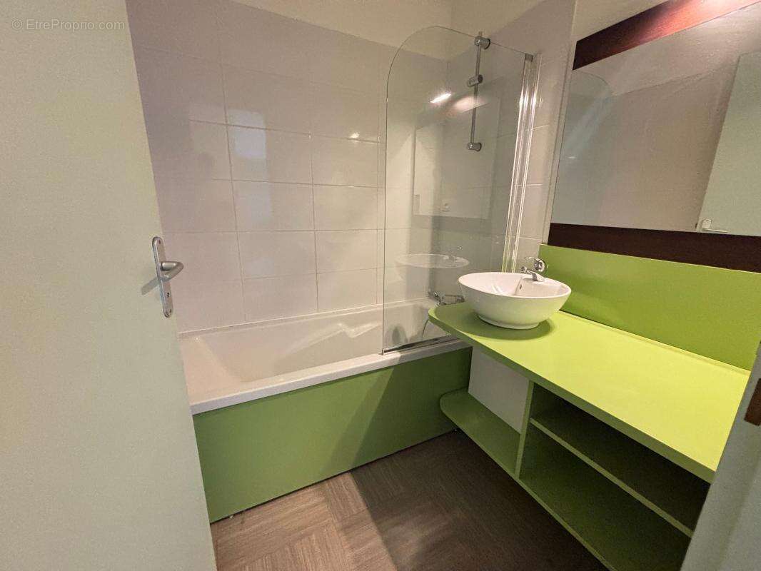 Appartement À Vendre dernier étage avec emplacement parking - photo 4