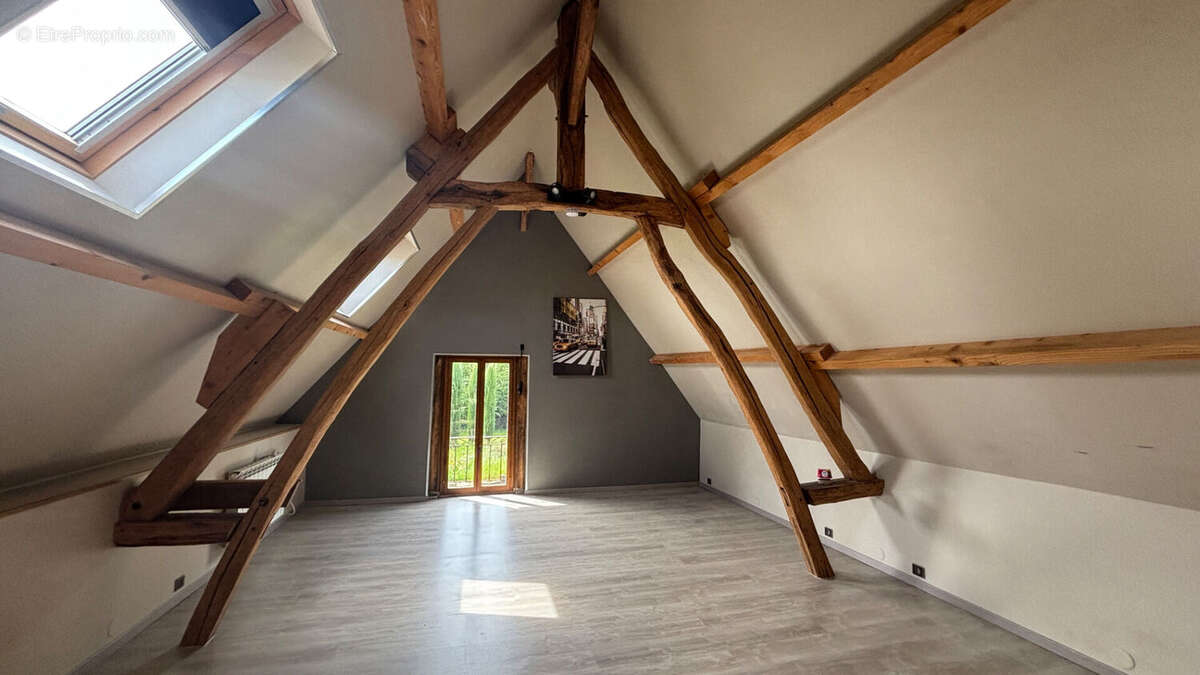 Maison 6 pièce(s) 215 m2 - photo 9