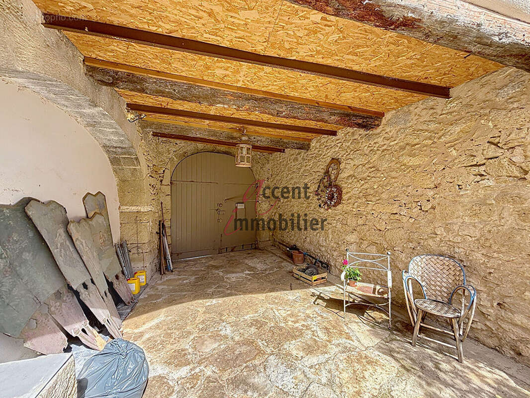 Maison à ROBION