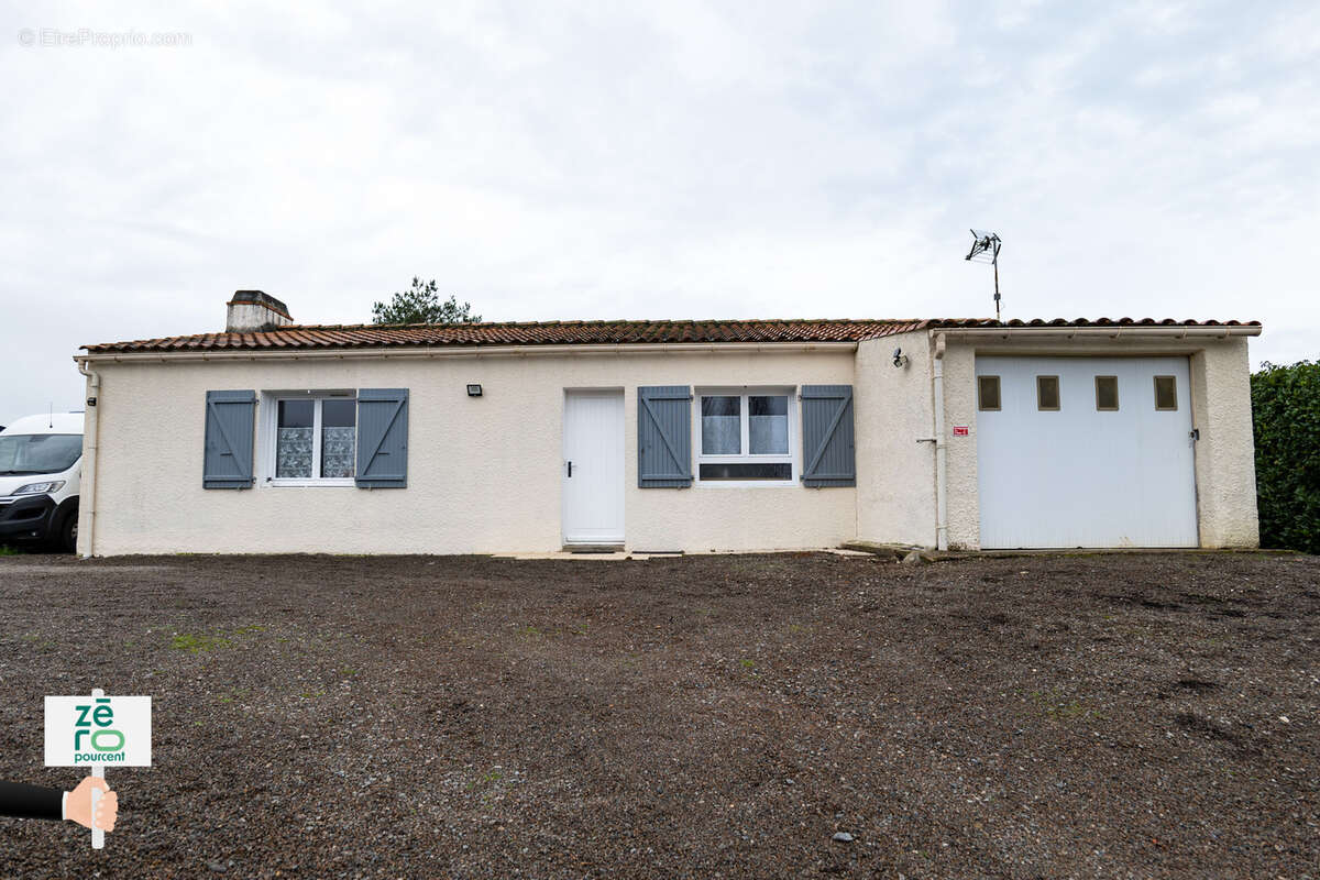 Maison à MOUTIERS-SUR-LE-LAY
