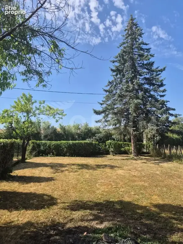 Longère à rénover dans hameau. - photo 12