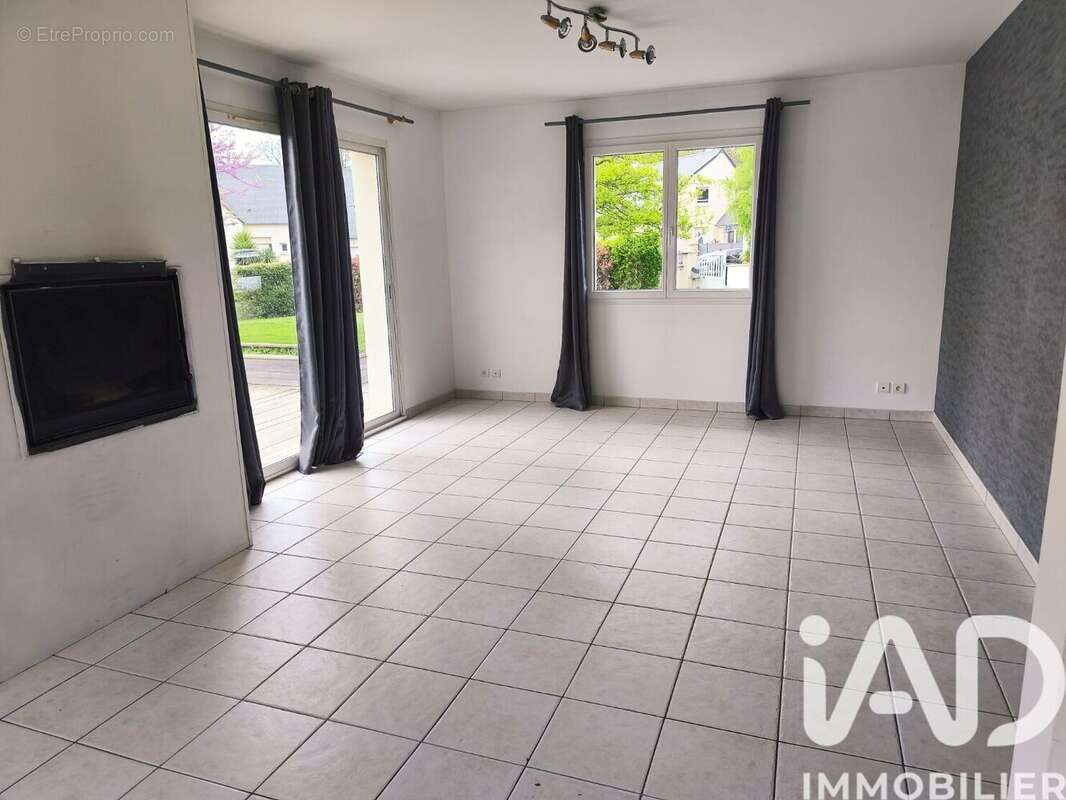 Maison 165 m² à Mouen  - photo 4