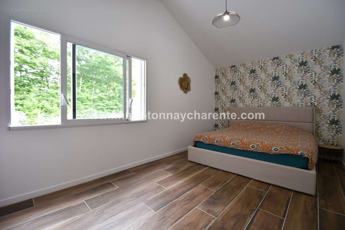 Maison à TONNAY-CHARENTE