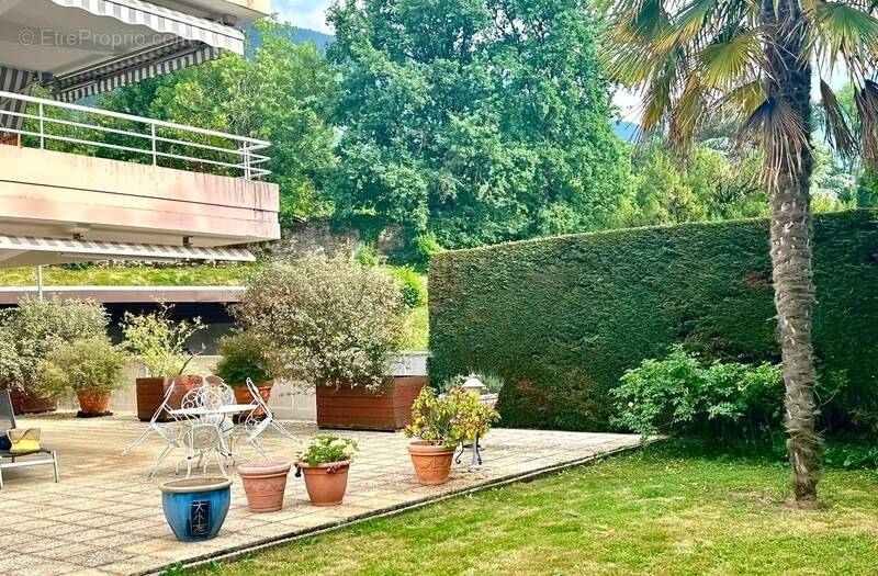 Appartement à VAULNAVEYS-LE-HAUT