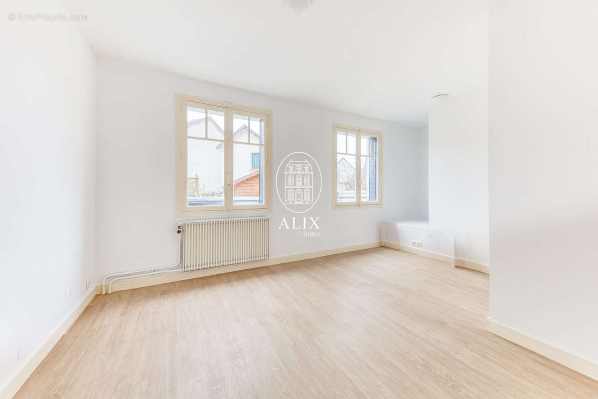 Appartement à VELIZY-VILLACOUBLAY