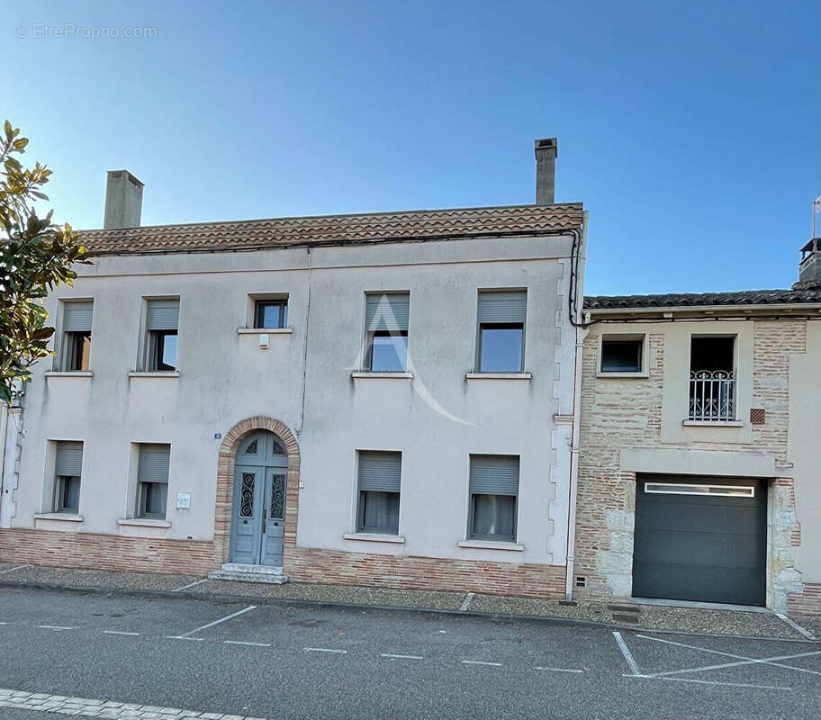 Maison à LAVIT