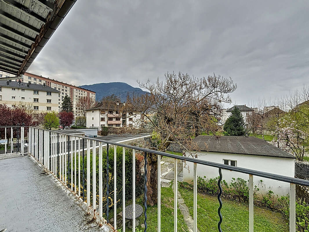 Maison à ALBERTVILLE