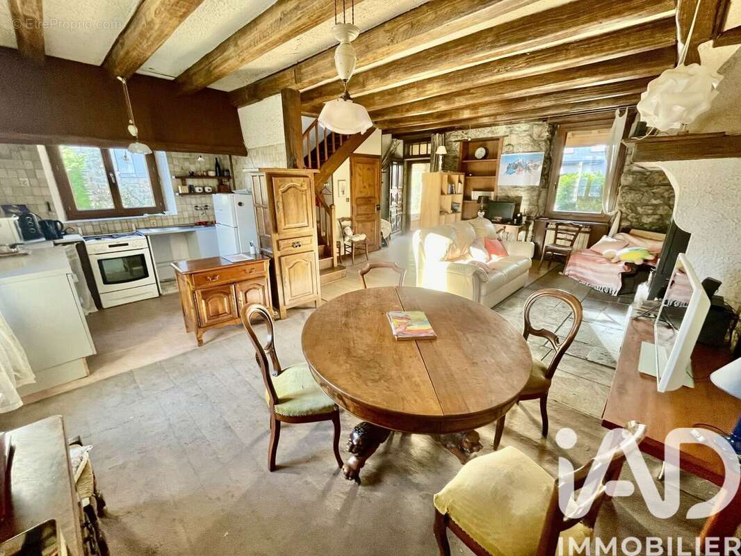 Photo 8 - Maison à SATILLIEU