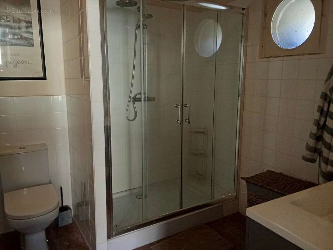 Maison à LUSSAC-LES-EGLISES