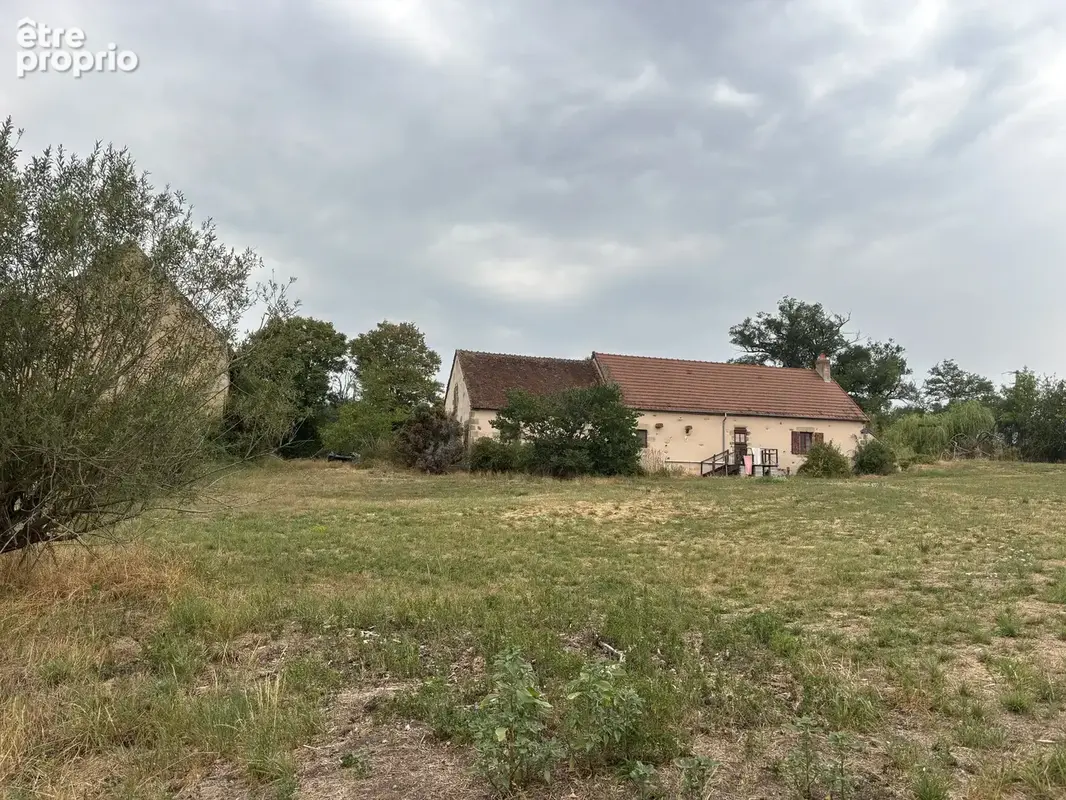 Pouzy-Mésangy   Maison sans voisins avec une grande grange et une vue magnifique - photo 26
