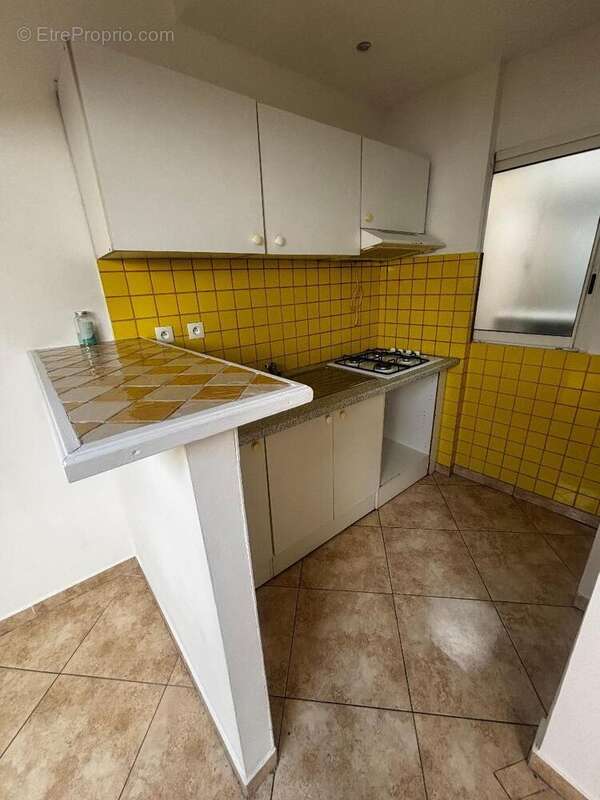   - Appartement à DRAGUIGNAN