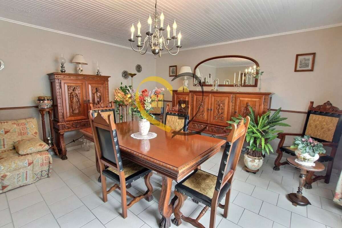 Maison à VIGNOUX-SOUS-LES-AIX