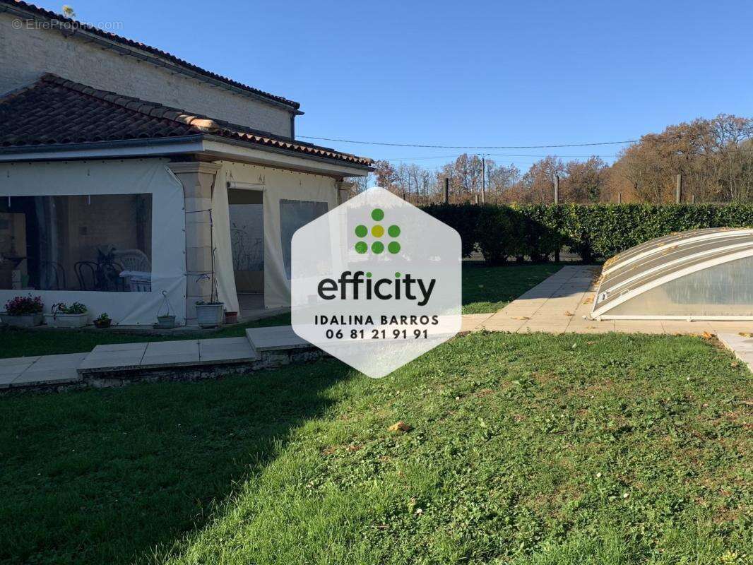 Maison à ROMAZIERES