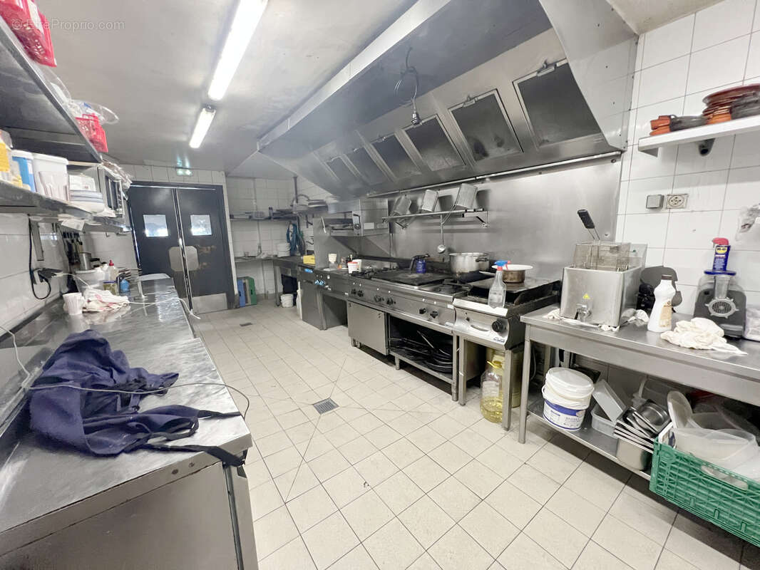 Commerce à SAINT-MAUR-DES-FOSSES