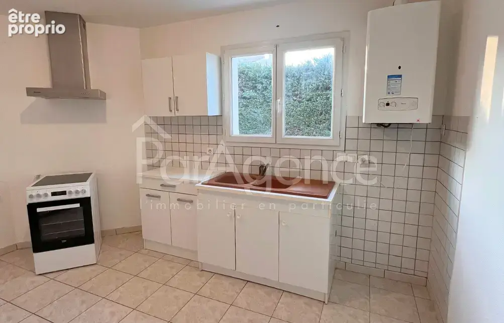 Maison de plain-pied   3 chambres   Royan - photo 5
