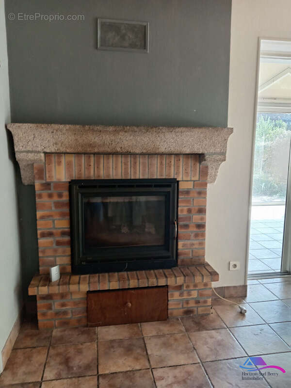 Maison à SAINT-PRIEST-LA-MARCHE