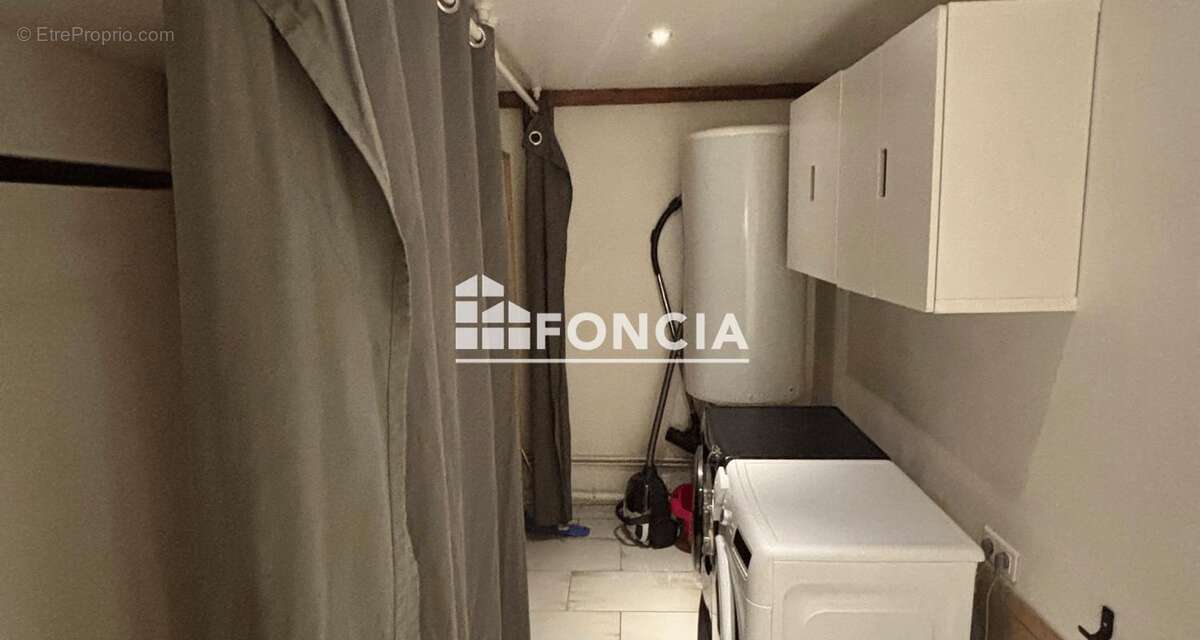 Appartement à CESSY