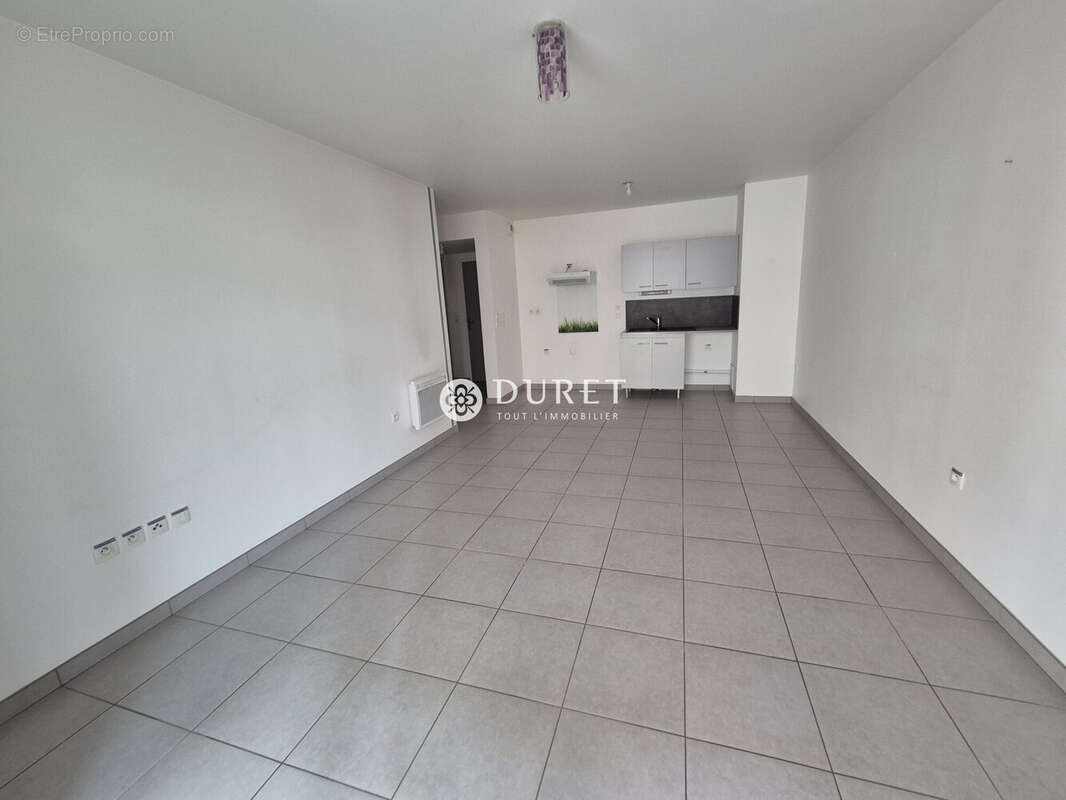 Appartement 61 m² à La Roche-Sur-Yon  - photo 2