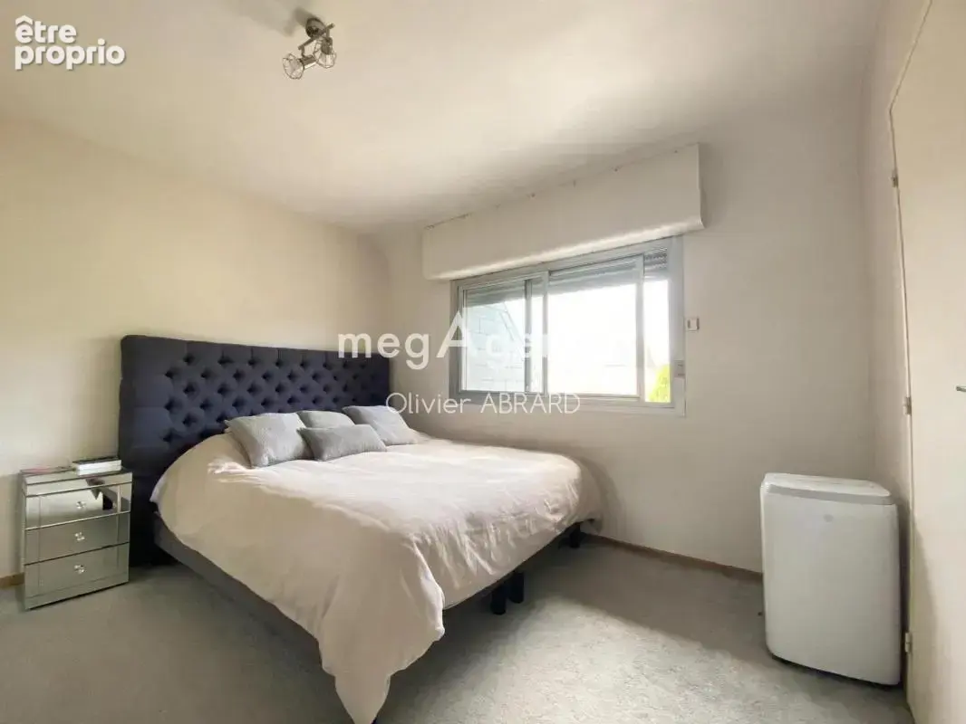 Maison bourg 202 m2 4 chambres terrain 606 m2 - photo 8