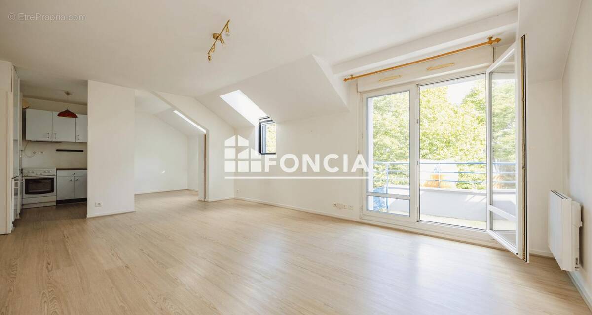 Appartement à CHARTRES-DE-BRETAGNE