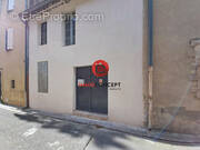 Appartement à ROQUEMAURE