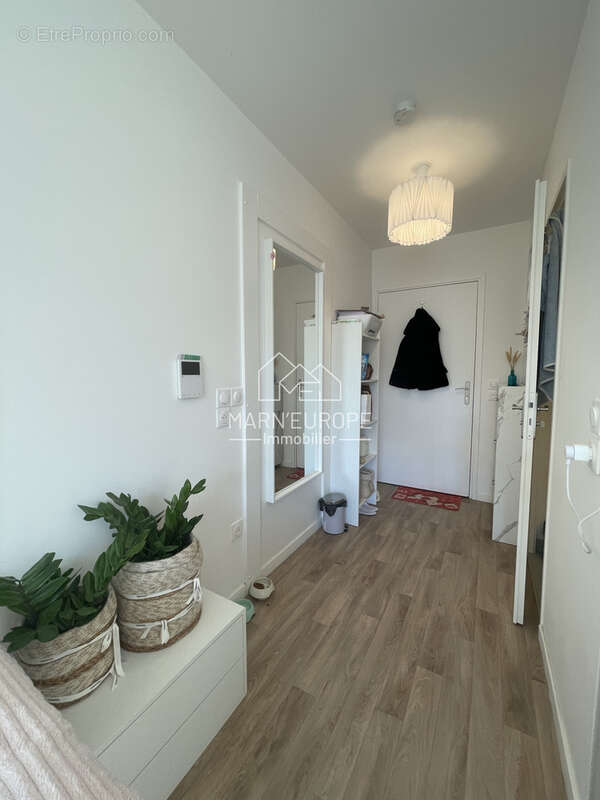 Appartement à SERRIS