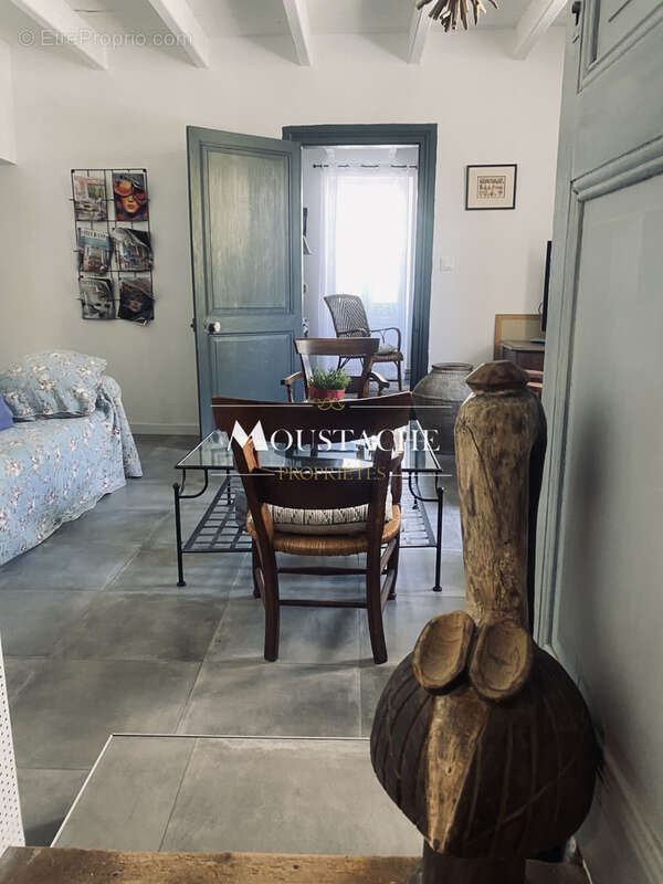 Maison à MORNAC-SUR-SEUDRE