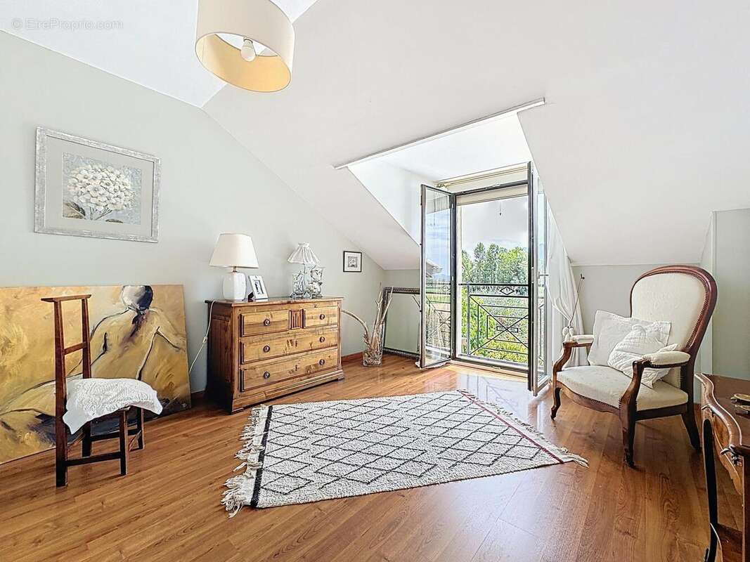 Photo 6 - Maison à LA BUISSE