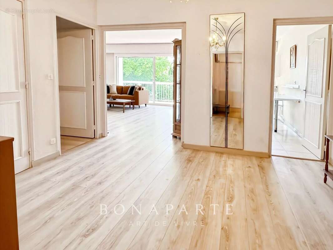 Appartement à FERNEY-VOLTAIRE