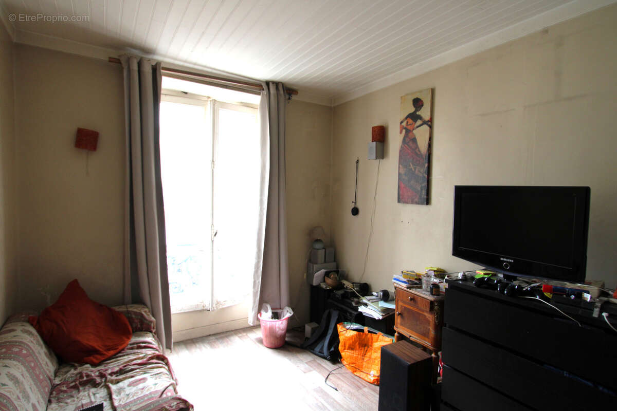 Appartement à PARIS-10E