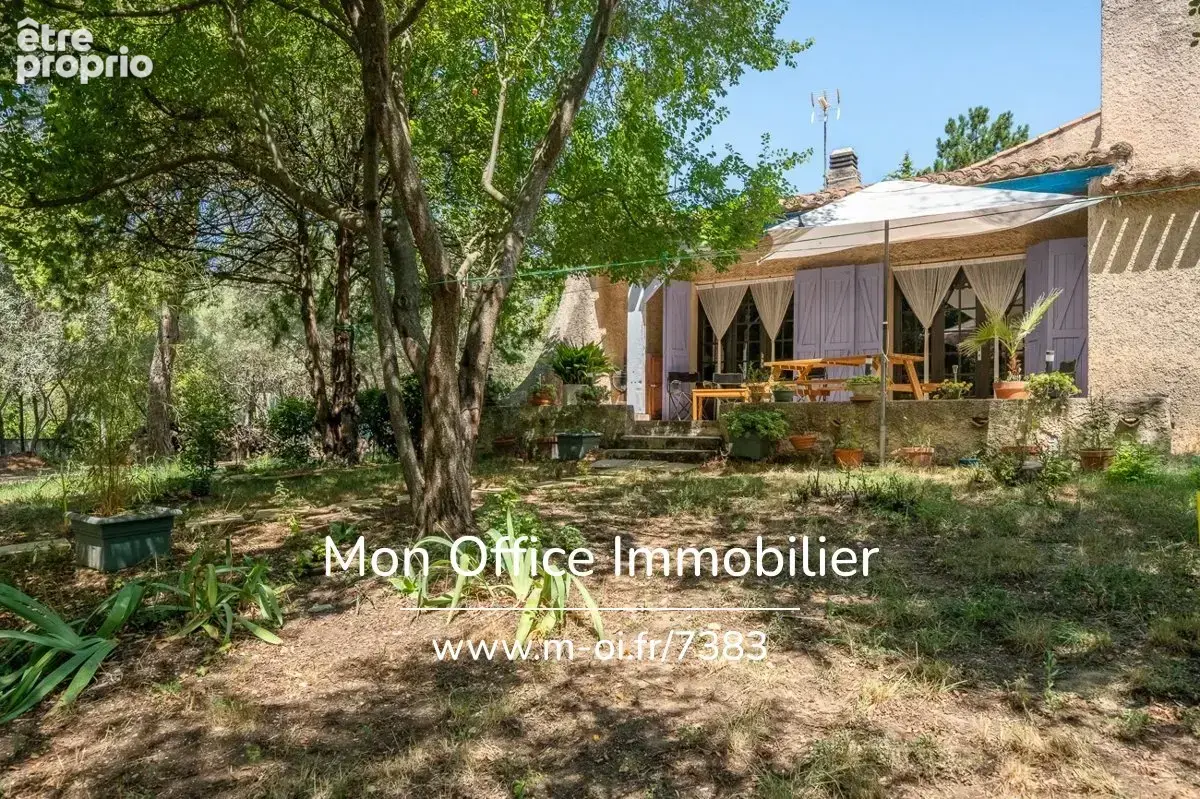 Référence : 7383-ABO - Villa de 5 chambres, terrain piscinable dans un environnement calme et privilégié à Eguilles - photo 2