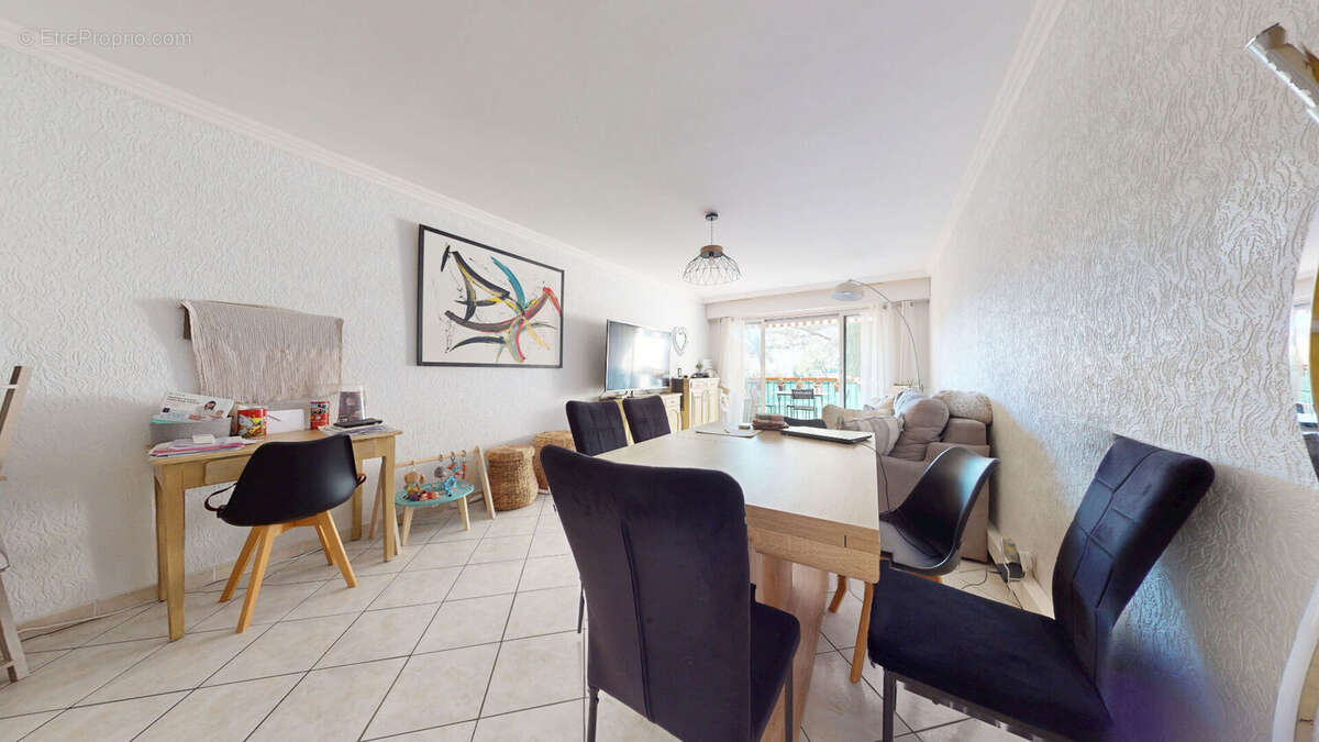 Appartement à SAINT-RAPHAEL