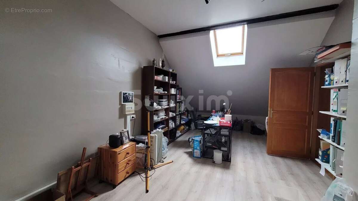 Maison à LONS-LE-SAUNIER