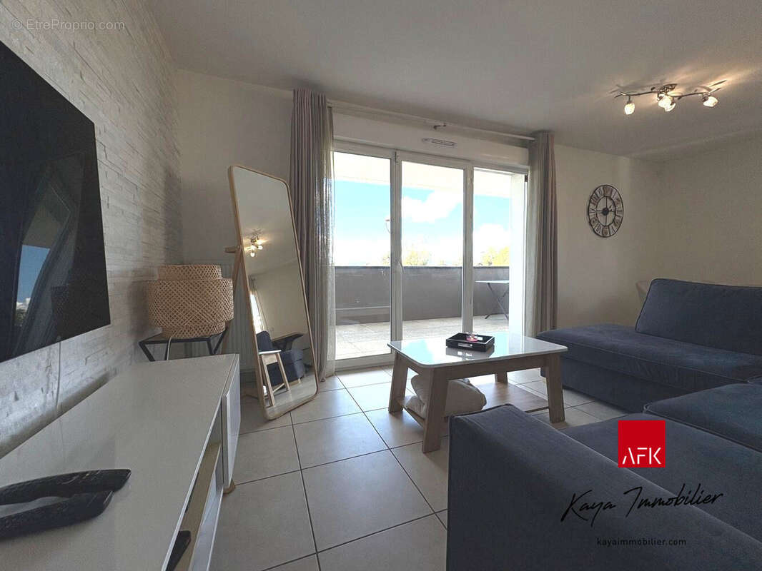 Appartement à CRANVES-SALES