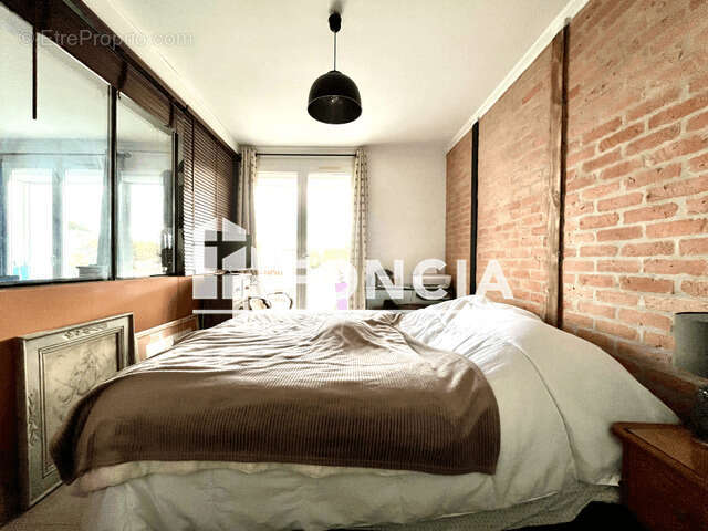 Appartement à SIX-FOURS-LES-PLAGES